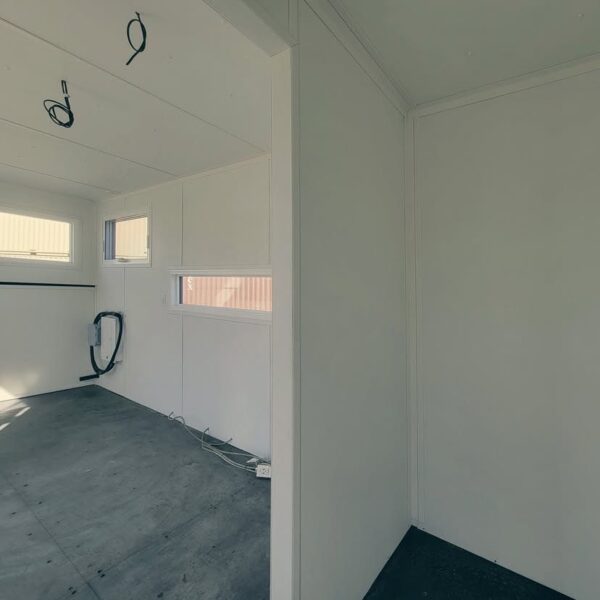20FT High Cube Custom Office Shipping Container - Image 8