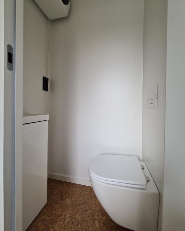 20 Feet Modified Office/Home Container Unit - Image 6