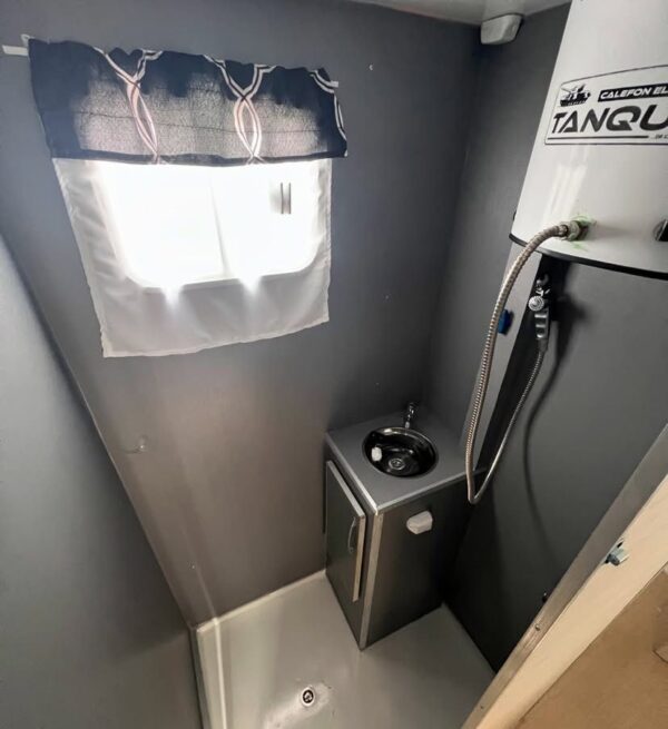 2016 2-Wheel Rodante Camper - Image 2