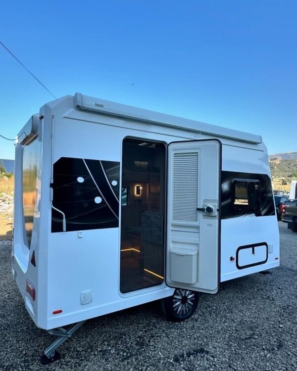 2024 - Custom ER 2 Wheel Camper - Image 4